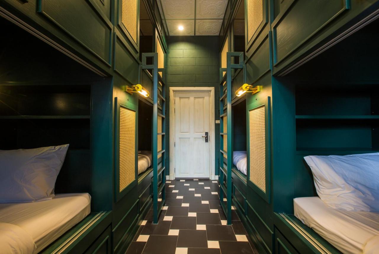 Azure Hostel Bangkok Dış mekan fotoğraf