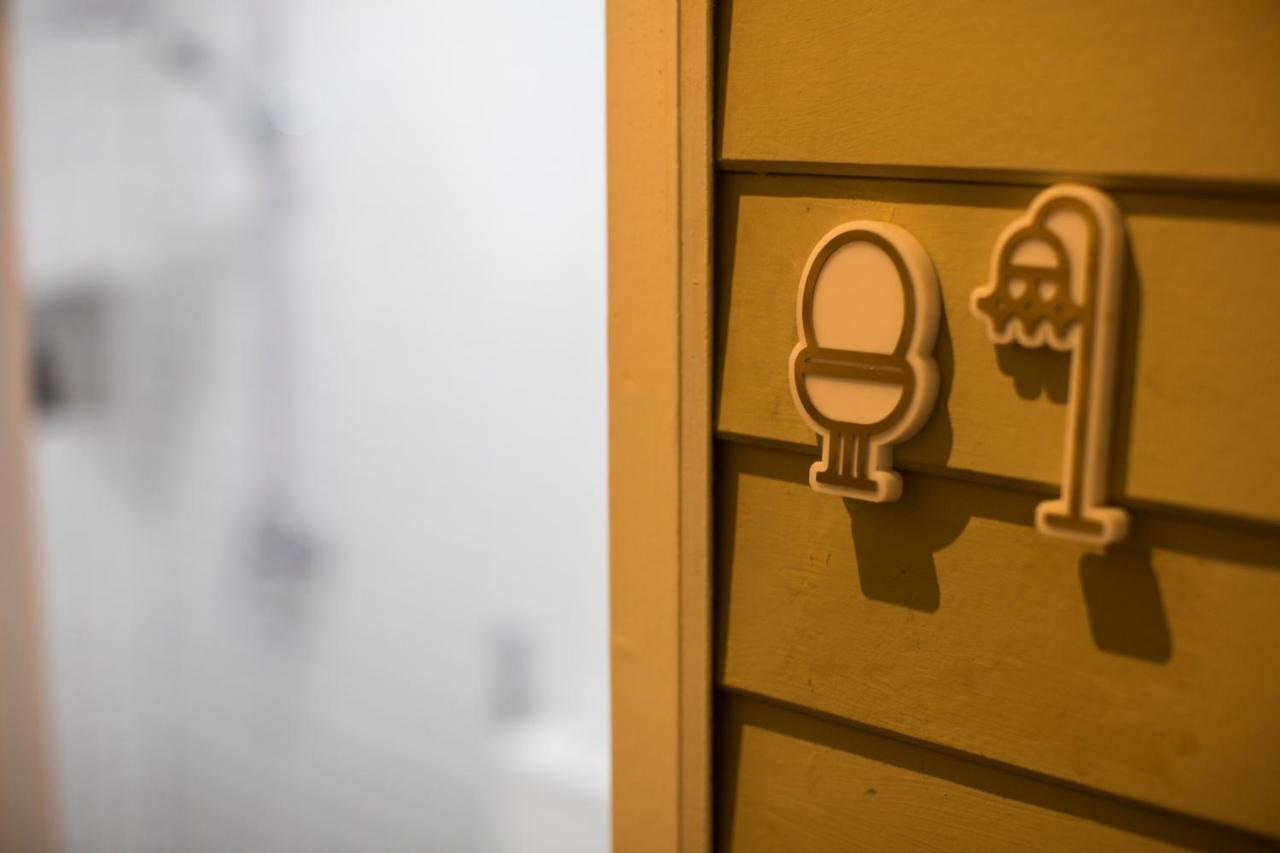 Azure Hostel Bangkok Dış mekan fotoğraf